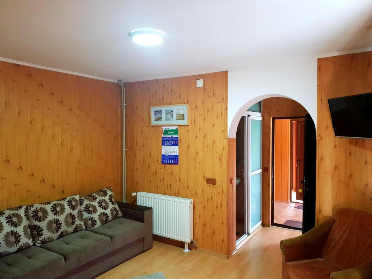 Pensiunea Valea Negrasului Trăisteni Εξωτερικό φωτογραφία